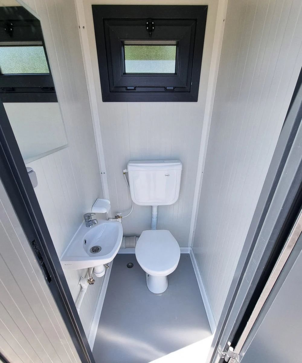 CONTENEDOR SANITARIO WC - URINARIO- CON DOBLE CABINA PARA (HOMBRE Y MUJER) 240X120M