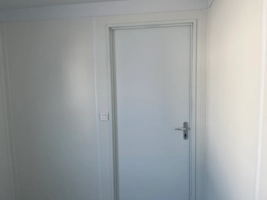 CONTENEDOR DE OFICINA 3 X 2,5 M