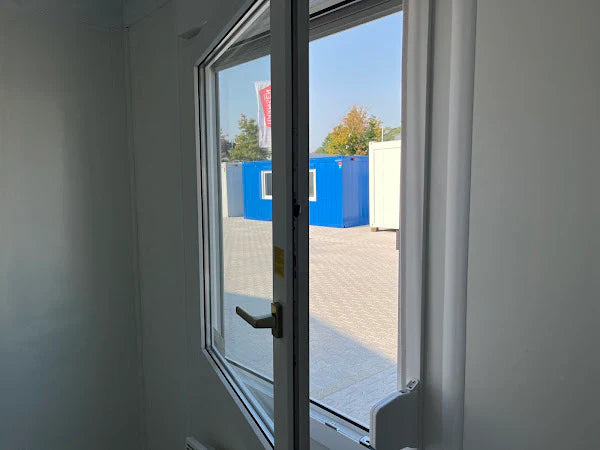 CONTENEDOR DE OFICINA 3 X 2,5 M