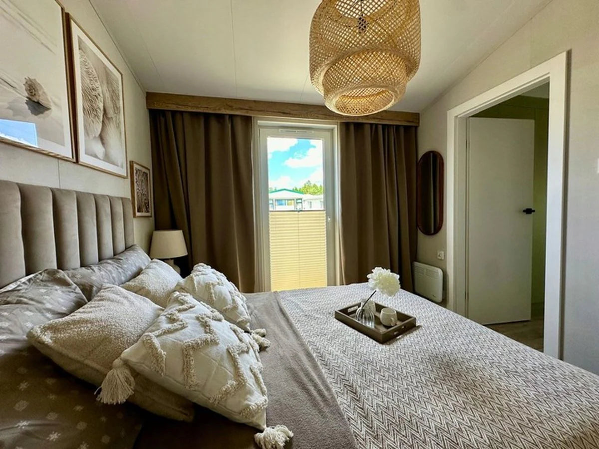 CASA BERYL SHADOW TURNER CHÊNE MALT 14M X 4,13 M